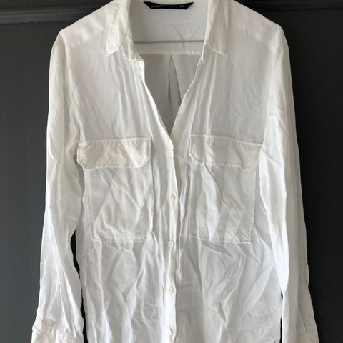 Hvit skjorte/bluse fra Zara Woman str S