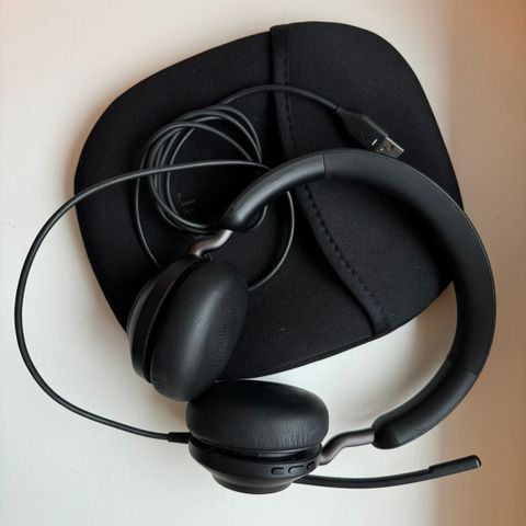 Jabra Evolve2 40