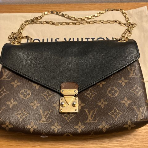 Louis Vuitton Pallas Chain