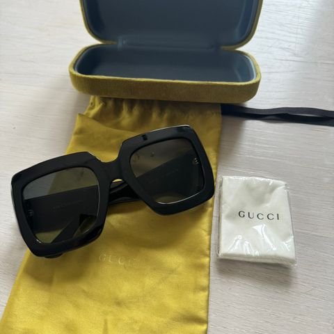 Gucci square solbriller