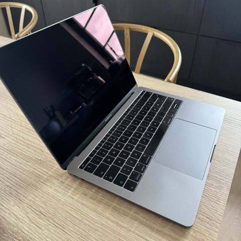 Macbook Pro 13’’ (128GB), 2017