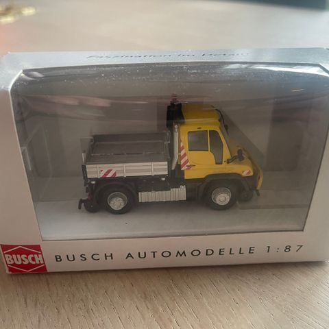 Busch 50924 Mercedes Unimog U430