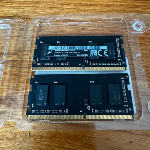 MICRON 4GB 1RX16 DDR4 PC4-19200 2400MHZ