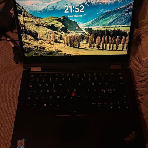 Lenovo Thinkpad x380 yoga - Kvittering følger med.