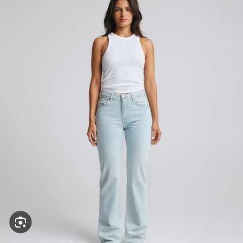 To stk straight leg jeans fra bikbok (ulike farger)