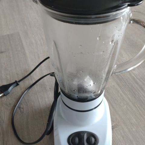 Emerio blender