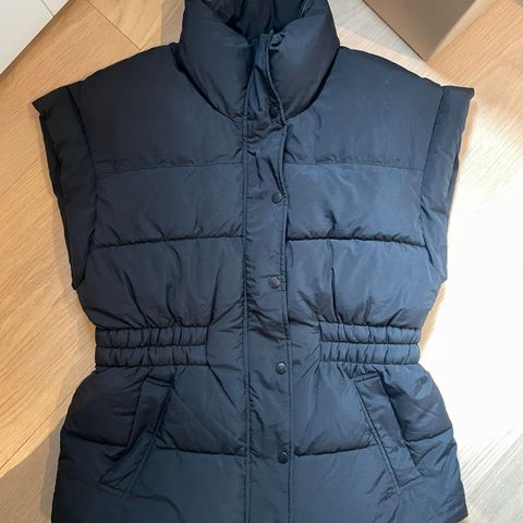 Vattert vest str M