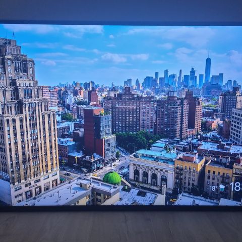 55 tommer Smart 4K UHD TV