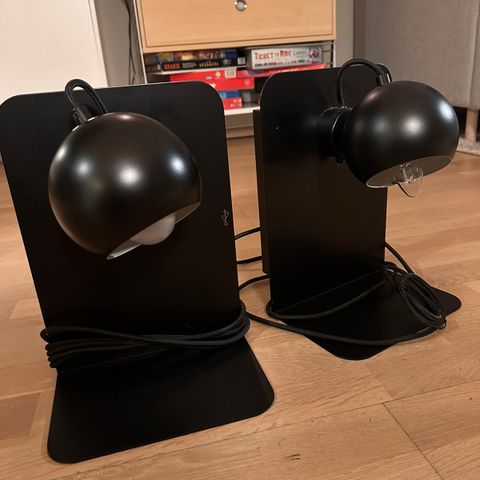 2 stk Frandsen Ball vegglampe med USB