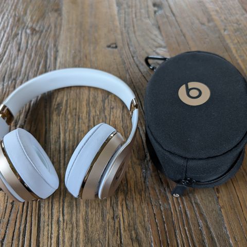 Beats Solo 3 Bluetooth OnEar Gold