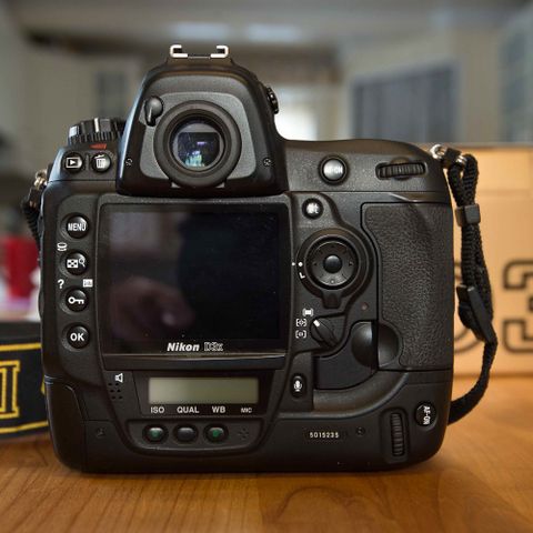 Nikon D3X