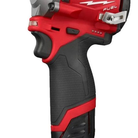 Milwaukee m12 muttertrekkes leies ut