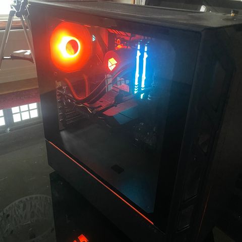 Kraftig Gaming PC• RTX 2060 - R7 3700X- 16GB RAM- 1TB M.2 SSD