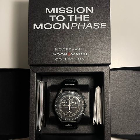 OMEGA x Swatch | Mission to the moonphase - new moon