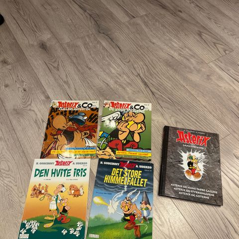 ASTERIX hefter og julehefter selges billig