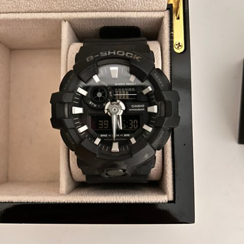 Casio G-shock GA-700-1ber