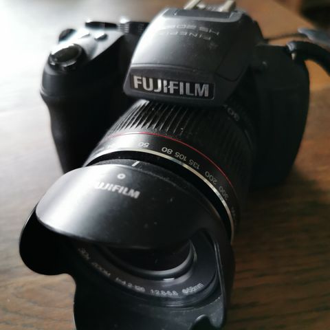 Fujifilm FinePix HS20 EXR