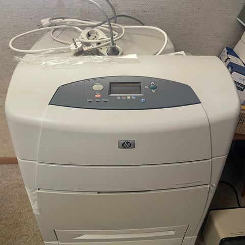 HP color jet 5550dn proff printer - nypris ca 30000