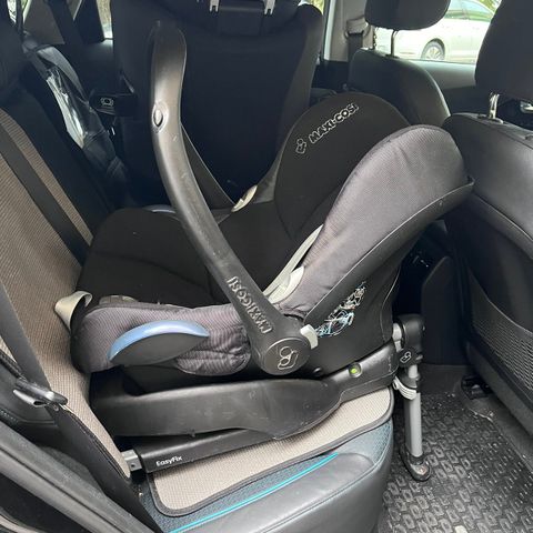 Maxi cosi bilsete til baby med isofix