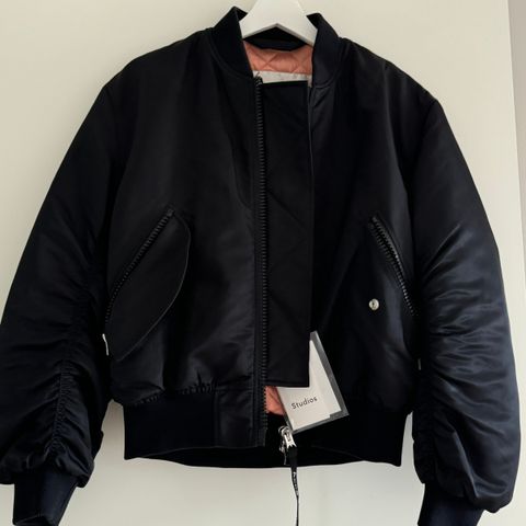 Acne Studios bomberjakke