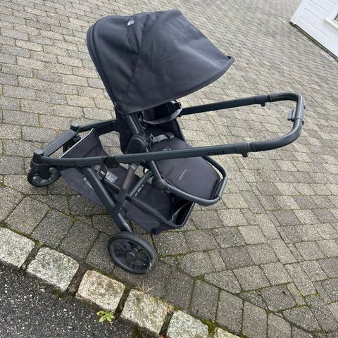 Barnevogn, Uppababy Cruz V2