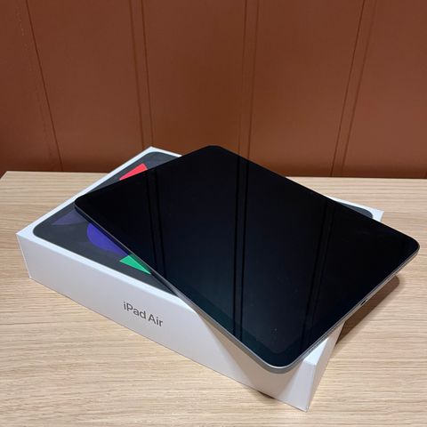 10,9" iPad Air Wi-Fi 64 GB Stellargrå