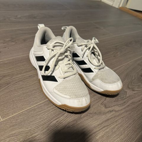 Adidas håndballsko