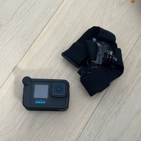 GoPro Hero 11 inkl media mod og hodefeste