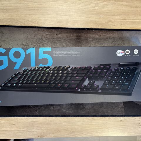 Logitech G915 Lightspeed trådløst gaming-tastatur