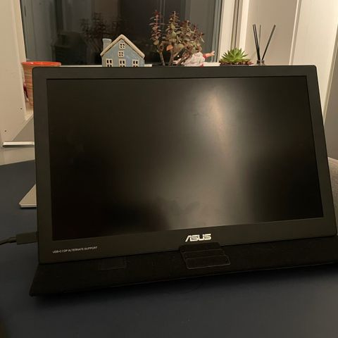 Asus 16’’ portable skjerm