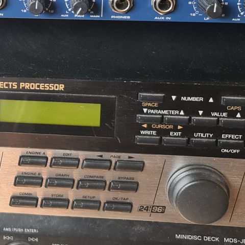 BOSS SE50 effekt prosessor