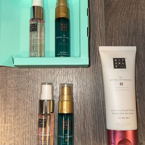 Rituals pakke - body/hair mist x 4 + håndkrem.