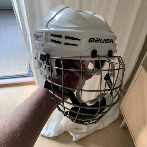 Bauer ishockey hjelm profile 3 S/P.  IMS 5.0 M