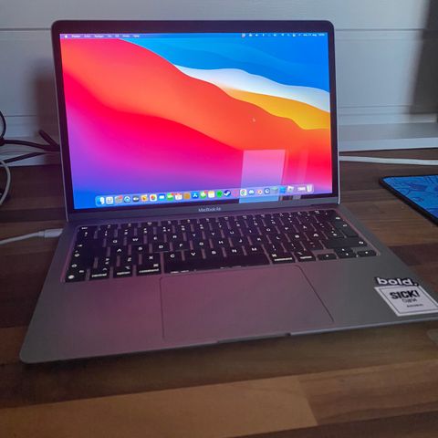 Macbook Air M1 (2020)