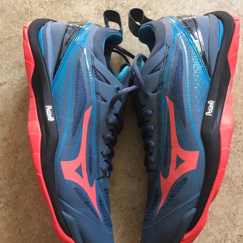 MIZUNO WAVE MIRAGE 2.1 Str. 40.5 - som nye