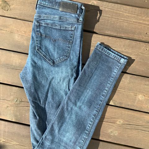 Diesel Skinzee W26 L Super Slim Skinny Regular Waist