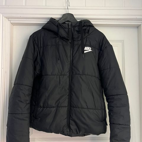 Nike unisex ytterjakke høst/vinter