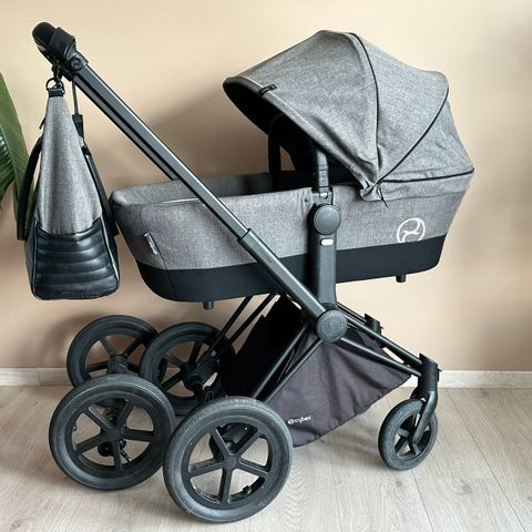 Strøken Cybex Priam komplett m/ekstrautstyr