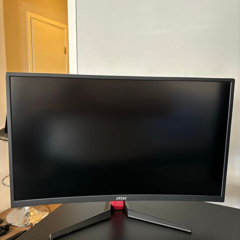 MSI Optix G27C2 144hz 1080p