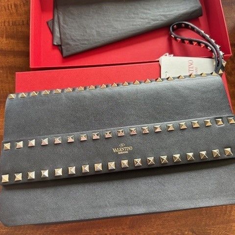 Valentino Garavani stor clutch, brukt en gang