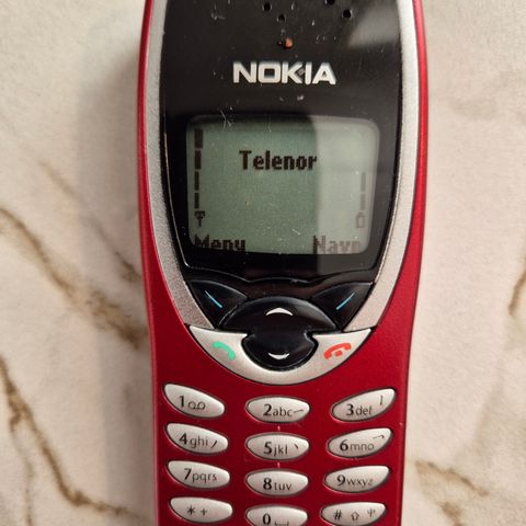 Nokia 8210