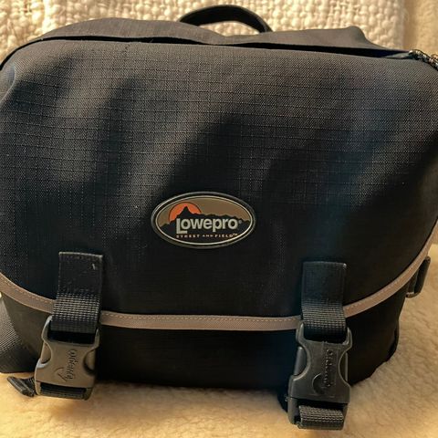 Fotobag LowePro S&F Reporter 300 AW