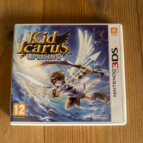 Kid Icarus Uprising til Nintendo 3DS (komplett)