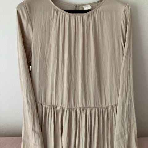 H&M dress str M