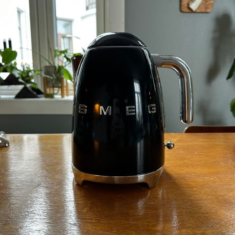 SMEG Vannkoker KLF03