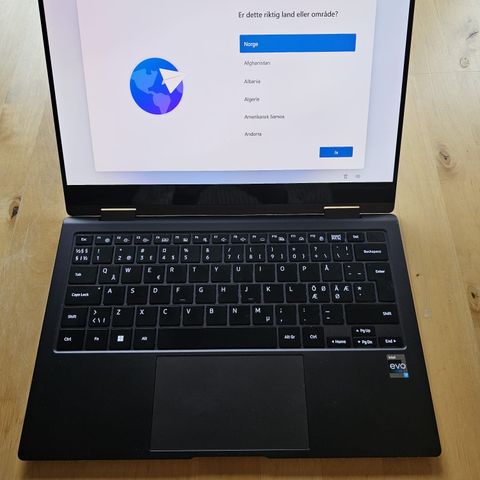 Samsung NP930 i7 12th Generation laptop