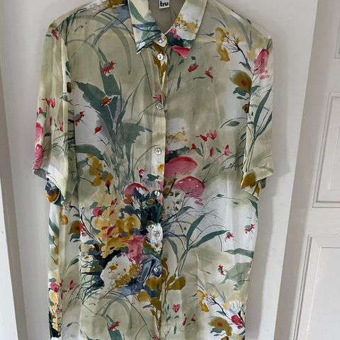 Tru vintage bluse str 44