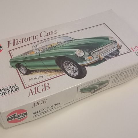 MGB 1/32-skala modellbyggesett fra Airfix