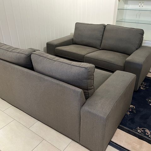 2-seter IKEA KIVIK sofa, dyp grønn.