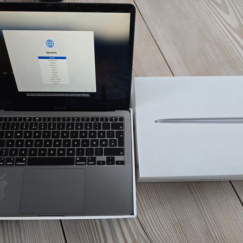 MacBook Air , Retina 13-Inch, 2020, Kjøpt i 2021